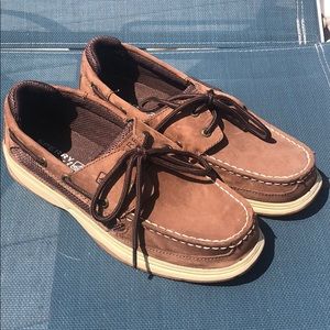 Sperry Top Sider shoes, boys size 5.5